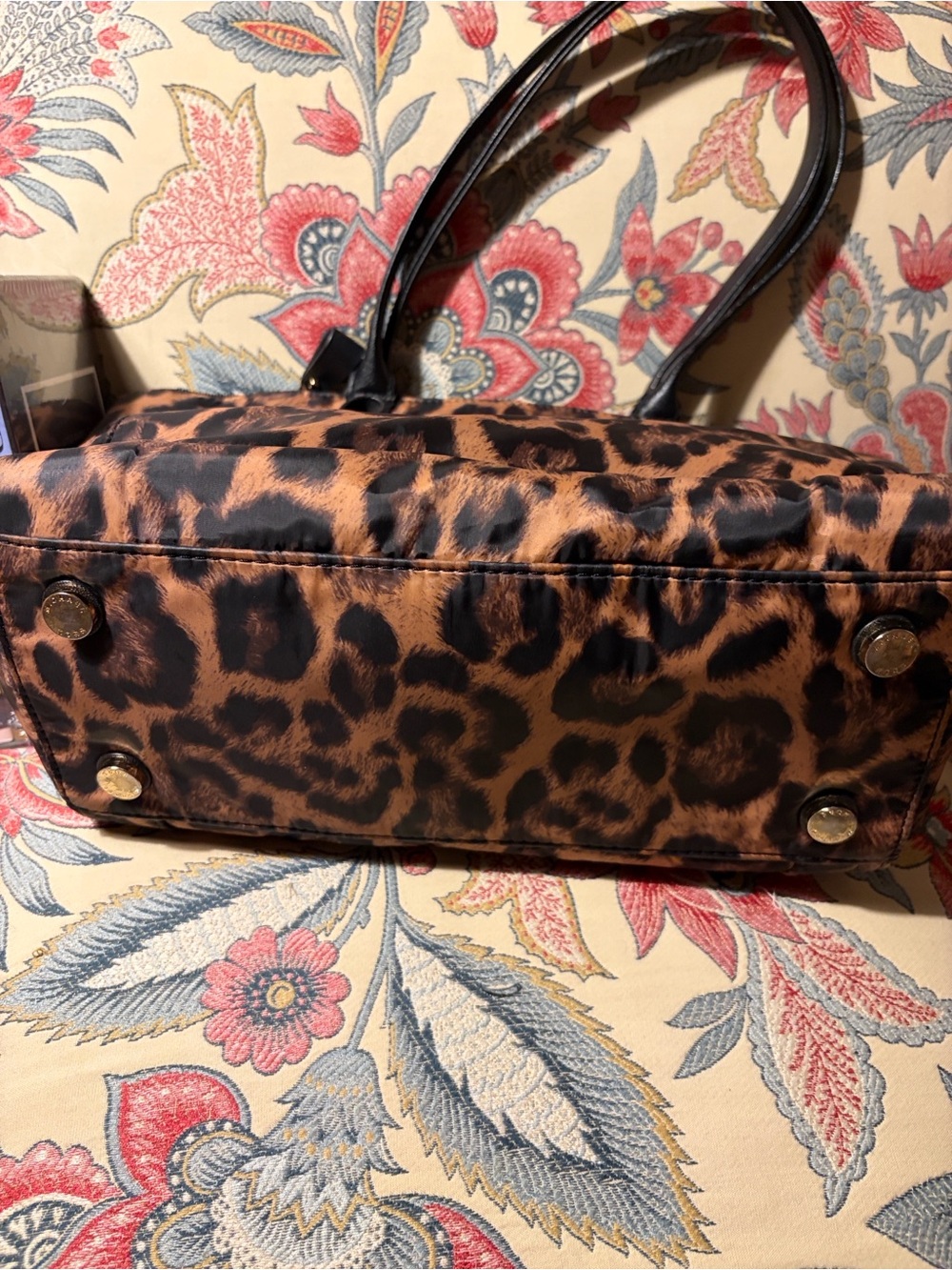 Michael Kors Kelsey Leopard Print Medium Tote Bag w/Black Trim GUC. - Picture 3 of 10